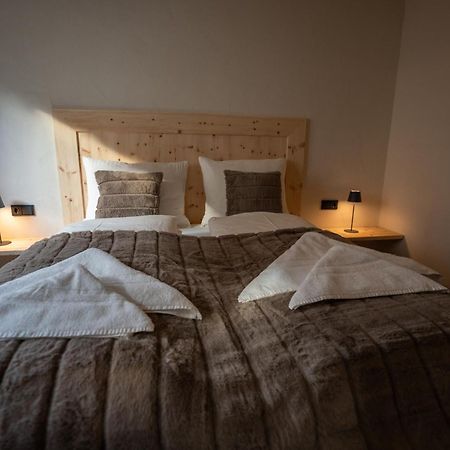 Alprocks Alvaresort Bichlbach Bagian luar foto