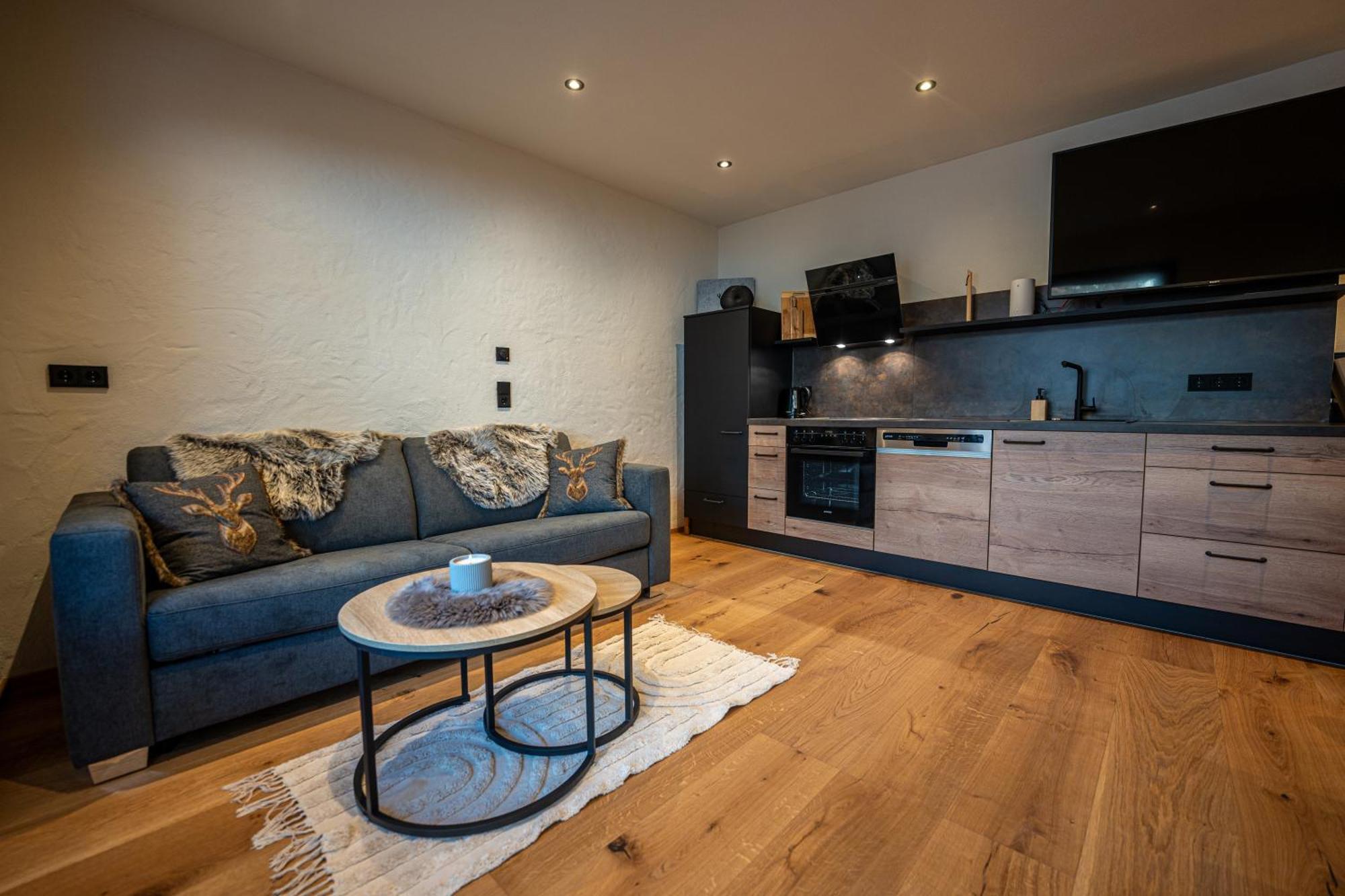 Alprocks Alvaresort Bichlbach Bagian luar foto